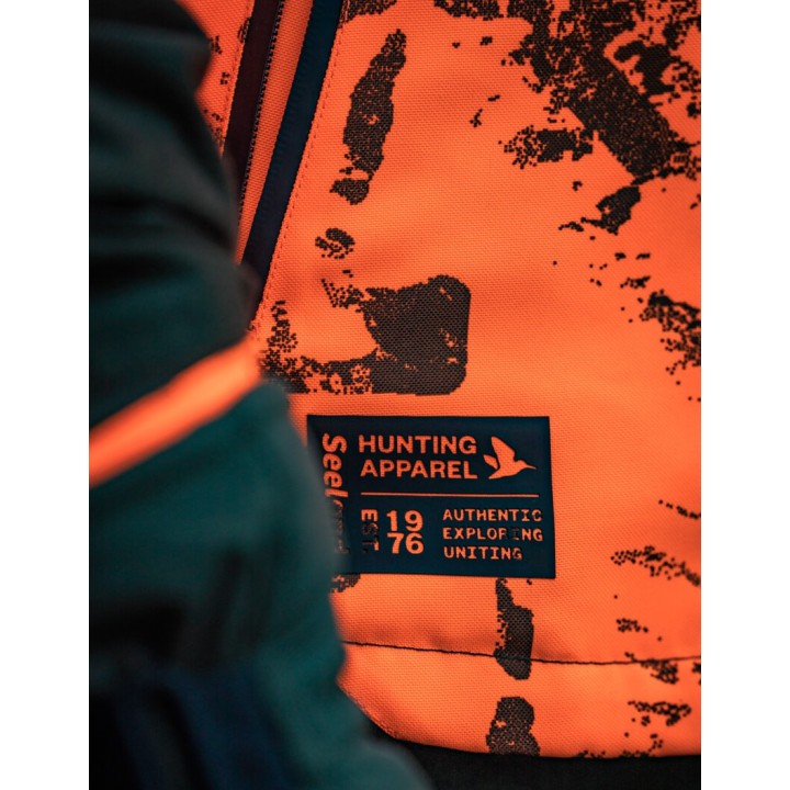 Trax Blaze Jacket lightly insulated jacket for group hunting